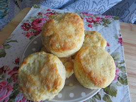 3 ingredient buttermilk biscuits