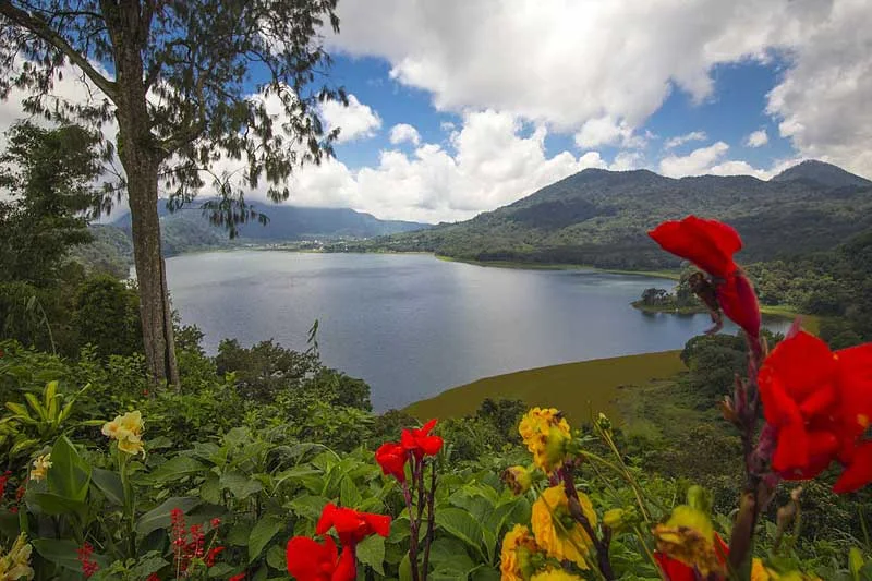 Danau Buyan Bali