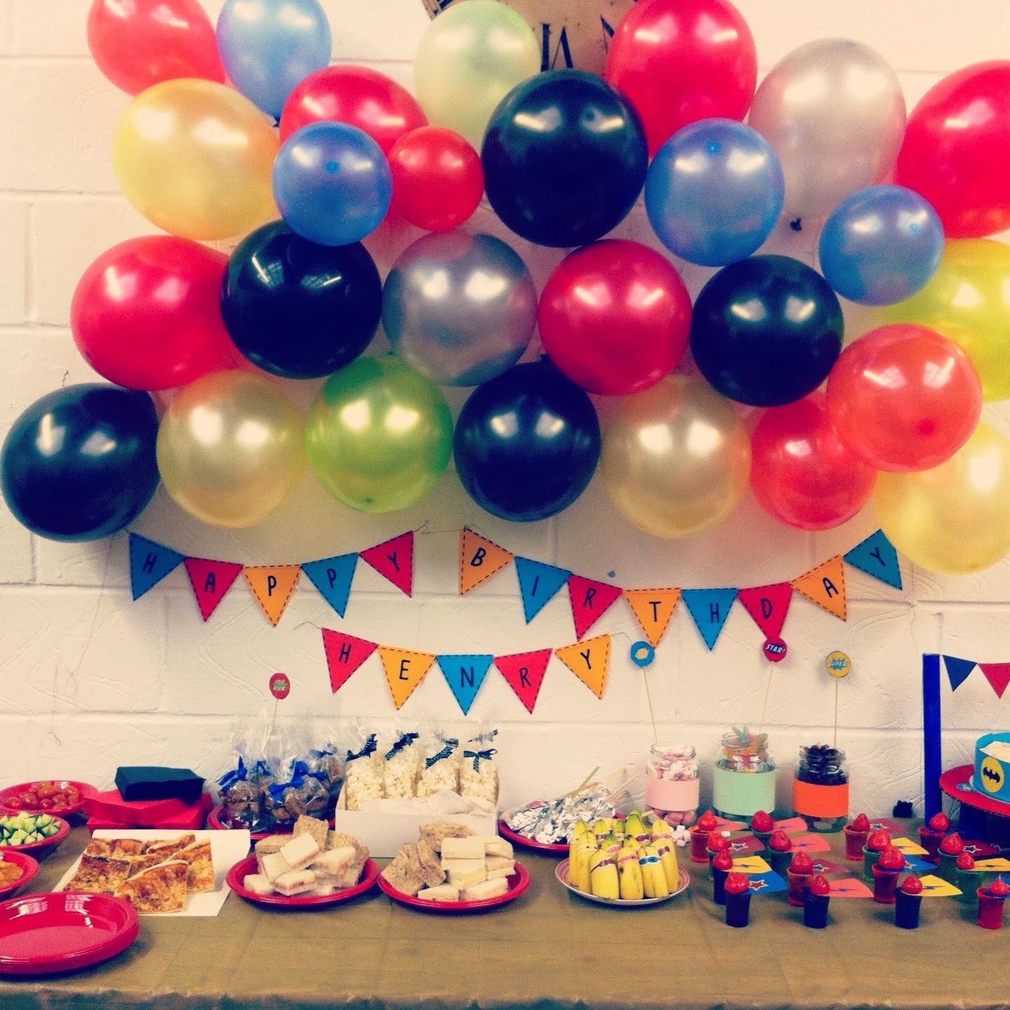 The Old School Club: Children's parties: Superhero party preparations