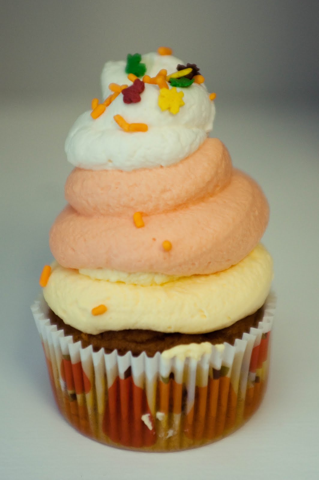 halloween cupcakes candy corn Posted byShaileenandKurt Cline at 3:32 PM