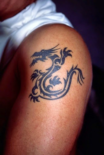 Men Shoulder Dragon Tattoo, Dragon Tattoo Men Shoulder, Men With Black Dragon Shoulder, Black Dragon Men Tattoo Designs, Men, Animals,