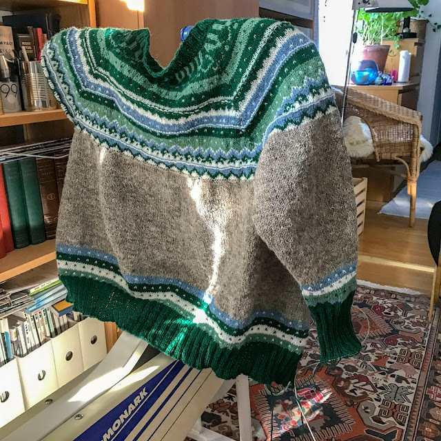 kofta, cardigan