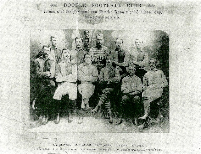 📸BOOTLE F. C. 📆Temporada 1882-83. ⬆️J. E. Grayson, C. H. Allsop, S. W. Jones, C. Evans, E. Corey. ⬇️A. A. Allsop, R. M. Sloan, T. R. Ashton, R. Betts, J. W. Rogers, Fred Owen. BOOTLE F. C. 3 🆚 LIVERPOOL RAMBLERS A. F. C. 1 Sábado 14/04/1883, 15:00 horas. Liverpool Cup, Final. Liverpool, Liverpool College Ground. GOLES: ⚽1-0: Ashton. ⚽1-1: Metcalf. ⚽2-1: Ashton. ⚽3-1: Ashton.