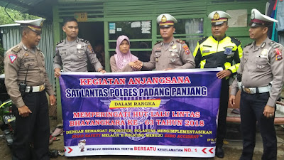 Satlantas Polres Padangpanjang Serahkan Bantuan Kepada Bocah Gagal Ginjal di HUT Ke-63 tahun