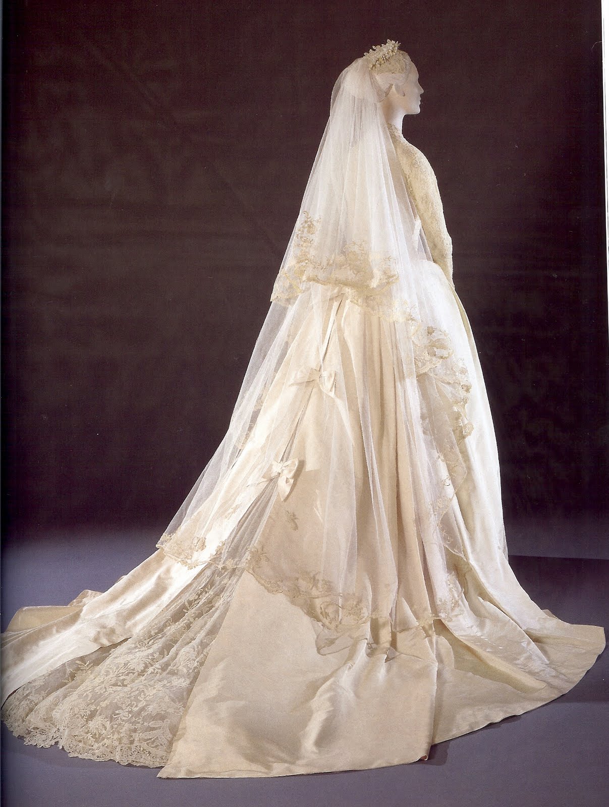 lace back wedding dresses 2012 photo from Philadelphia Museum of Art