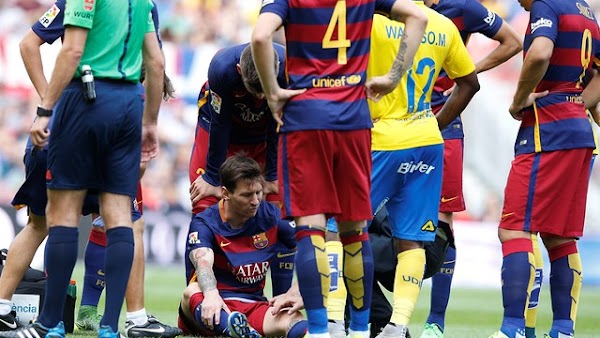 Oficial: FC Barcelona, Messi dos meses baja
