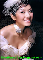 Crystal Huang Yi 