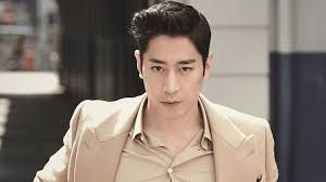 Eric Shinhwa Menikah