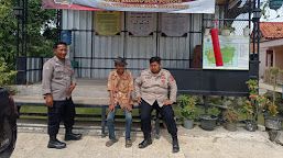 Bhabinkamtibmas Polsek Juntinyuat Melakukan Pengecekan Satkamling Wiralodra Presisi Di Desa Pondoh