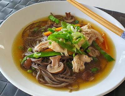 chicken sobanoodlesoup