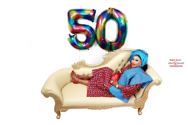London Fashion Icon, Ladi Daryan's Glamorous and Gorgeous Look At 50