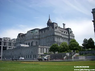 Eastern Canada Road Trip | Montreal City Hall and Champ de Mars
