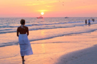 pretty-girl-sunset-vacation-travel