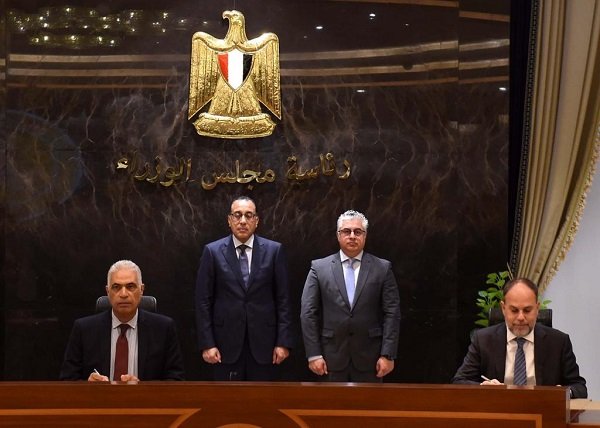 رئيس الوزراء يشهد توقيع عقد إنشاء مصنع إطارات باستثمارات مليار يورو بـ اقتصادية القناة - الناشر المصرى
