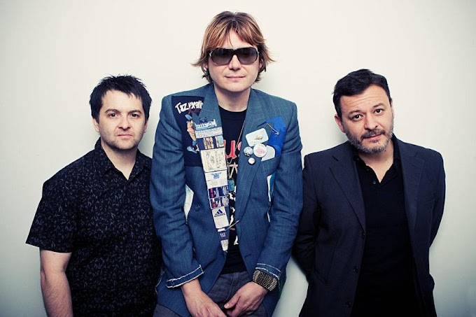 0090 - Suicide Is Painless - Manic Street Preachers [1992]