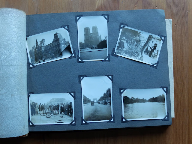 Fotoalbum uit kringloopwinkel, collectie Robert van der Kroft