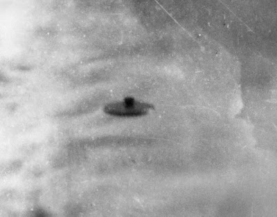 UFO Pictures - 138 Years of UFO Sightings 1870-2008 Seen On www.coolpicturegallery.net