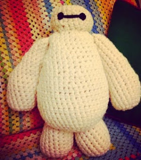 http://translate.googleusercontent.com/translate_c?depth=1&hl=es&rurl=translate.google.es&sl=en&tl=es&u=http://steelandstitch.blogspot.com.es/2015/02/free-baymax-crochet-pattern.html&usg=ALkJrhgl3B7AgCIMVip06AoEQwBpO9wJJA