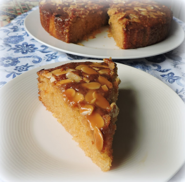 Toffee Almond Cake