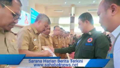 Pemkab Pinrang Terima Bantuan Bencana Dari BNPB