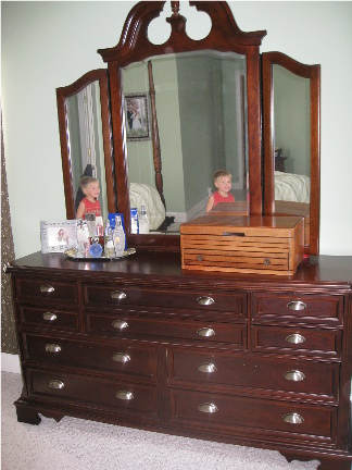 dresser cherry