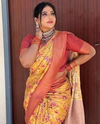 Bigg boss fame reshma pasupuleti stylish look in saree