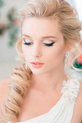 10 Tips for Outdoor Wedding Makeup