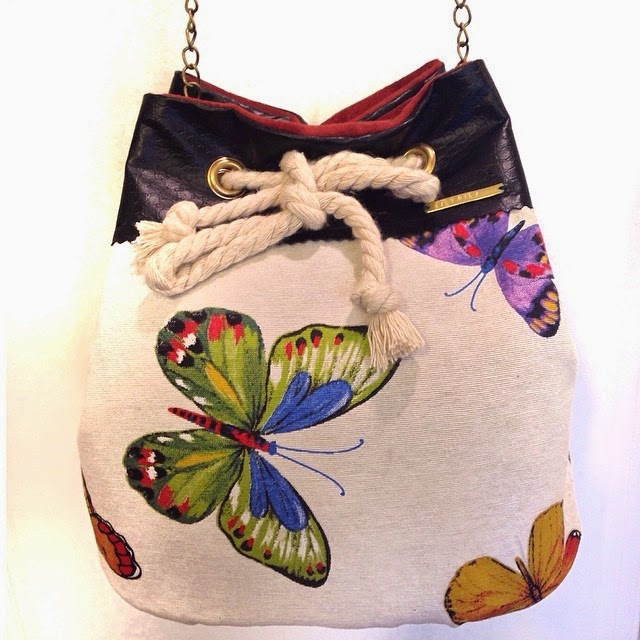 http://www.levoila.es/productos/bolsos/