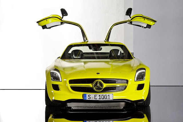 2011 mercedes benz sls amg e cell concept front view 2011 Mercedes Benz SLS AMG E Cell