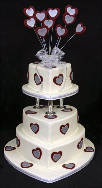 red and white fountain wedding cakes