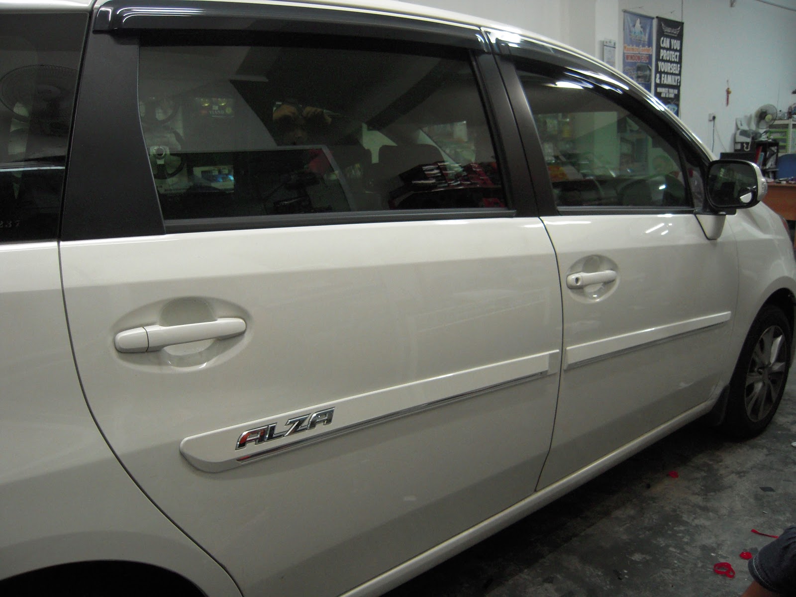 TCA AUDIO CAR ACCESSORIES: ALZA CAR ACCESSORIES