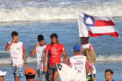 Equipe baiana fica 3 lugar na abertura do Circuito Brasileiro de Surfe