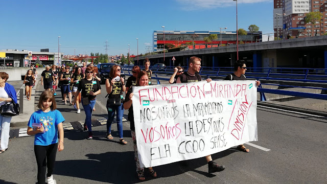 Trabajadores de la residencia Fundación Miranda se manifiestan contra la gerencia