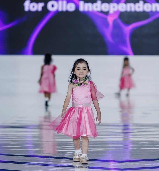 Hizkia Nasya Joevanca  Model Usia 4 Tahun Berani Tampil Di Show Besar 
