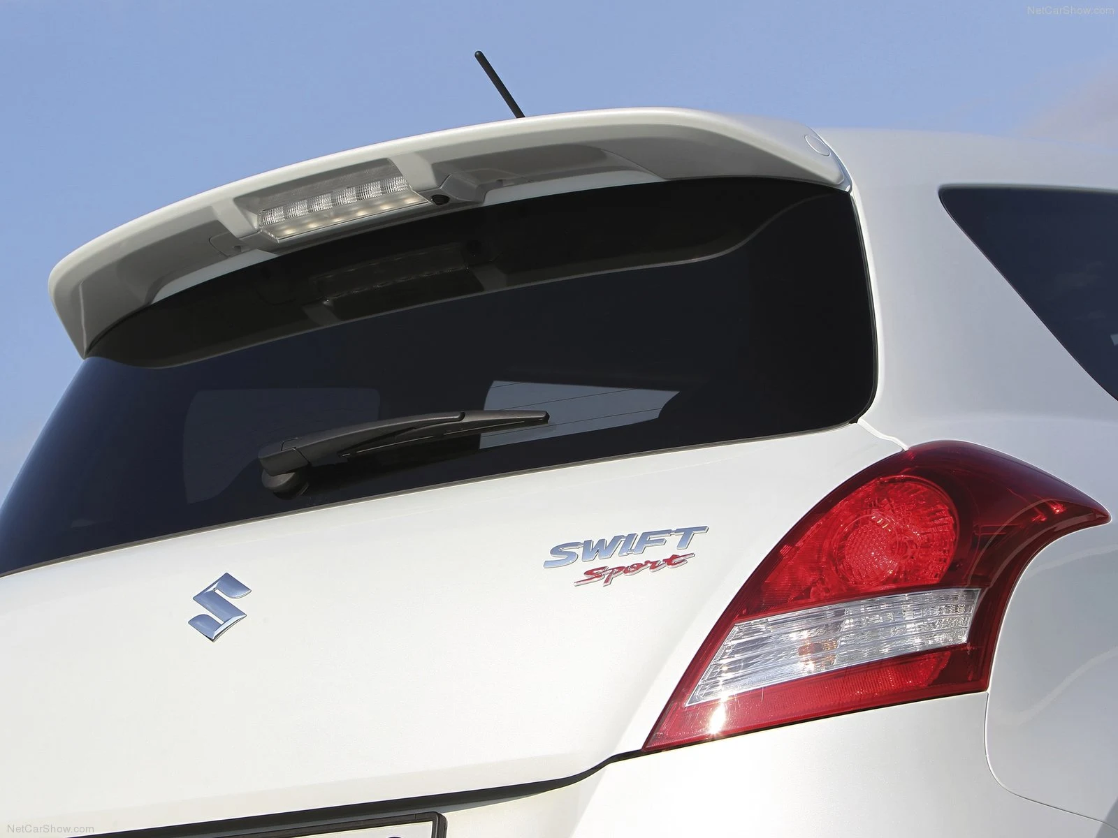 Hình ảnh xe ô tô Suzuki Swift Sport 2012 & nội ngoại thất