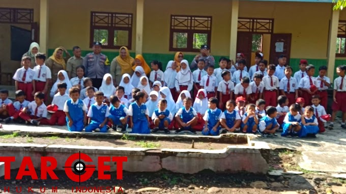 Berikan Pembinaan Kepada Pelajar "Stop Bullying Dan Bahaya Bullying" 