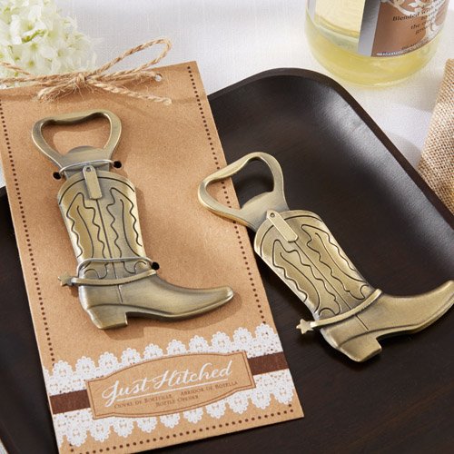 Planning a western wedding? Get Western Wedding Favor Ideas from www.abrideonabudget.com.