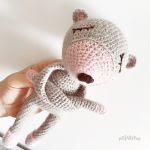 http://www.ravelry.com/patterns/library/the-nonos---isabell-indie-the-mouse