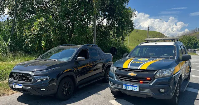 Manobrista é flagrado com carro furtado na Dutra