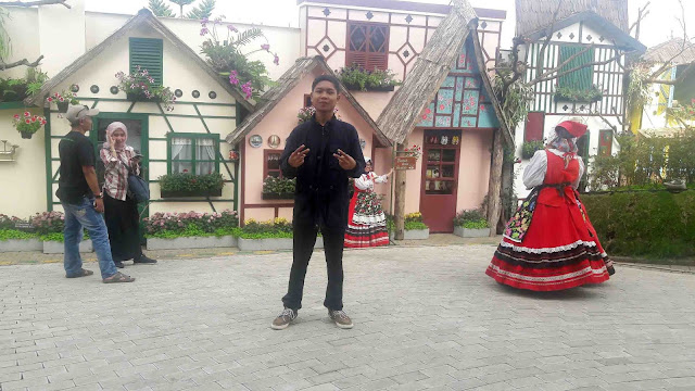 Farm House Bandung 1