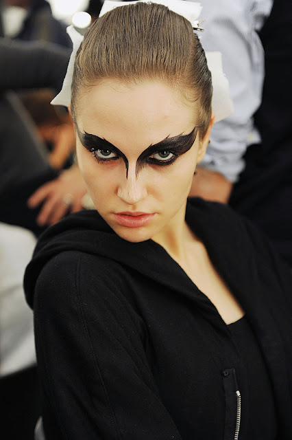 black swan make up