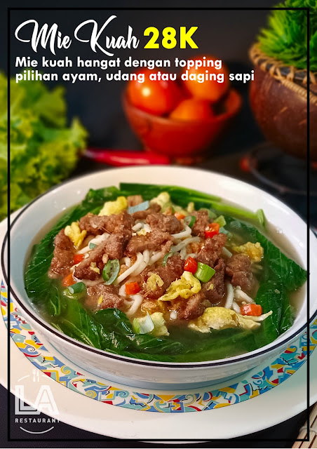 Me kuah yummi dengan pilihan topping udang, ayam atau daging