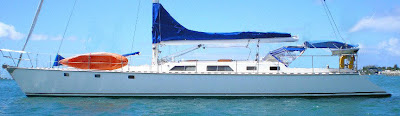 Charter Yacht ALOHA MALOLO with ParadiseConnections.com