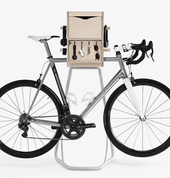 Ways to store a bike in a apartment