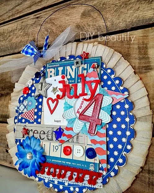 vintage-inspired door decor for July 4th