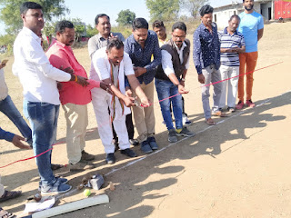 ब्राम्हण पिपला बिंदास क्रिकेट क्लब मैच के उद्घाटन फीता काटकर किया - विलास जोगी