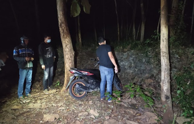 Di Tinggal Mencari Rumput Di Alas Soka " Ngarit" Motor Digasak Pencuri