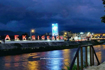 [http://FindWisata.blogspot.com] Aek Sigeaon Tarurung, Tempat Yang Baik Melepaskan Jenuh