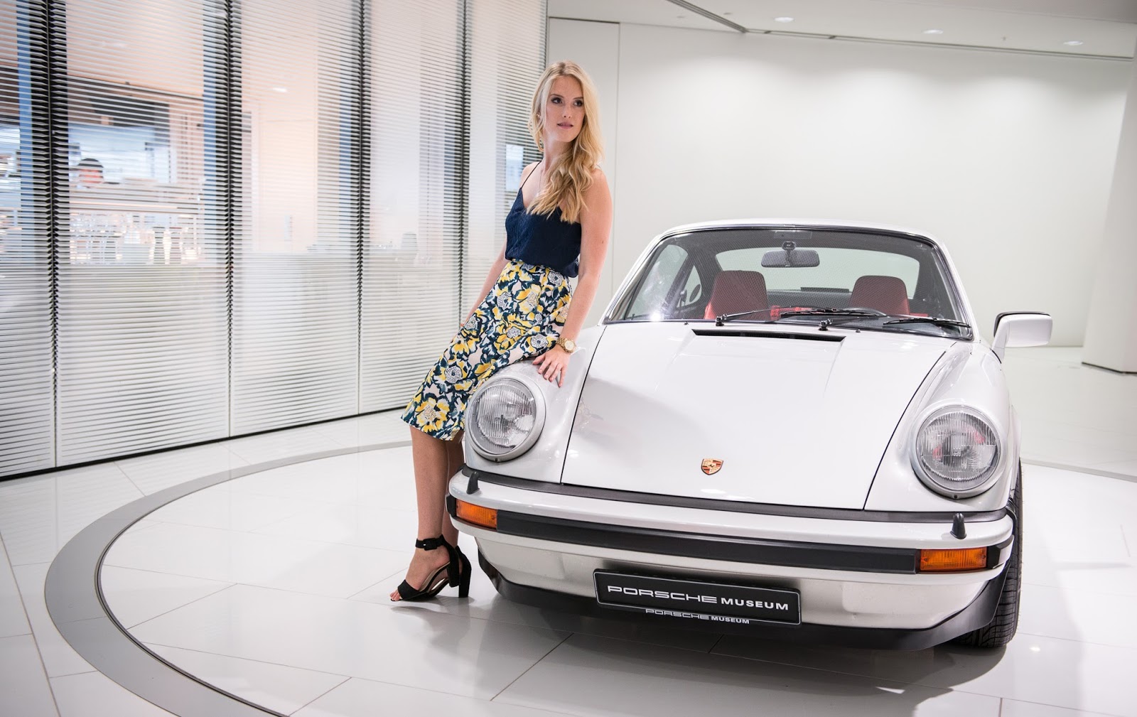 Porsche Museum silber Fifties 50s Midi Rock 911 Carrera GBN Trends