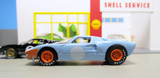 Auto World MiJo Exclusive "Vintage Racing" 1965 Ford GT40